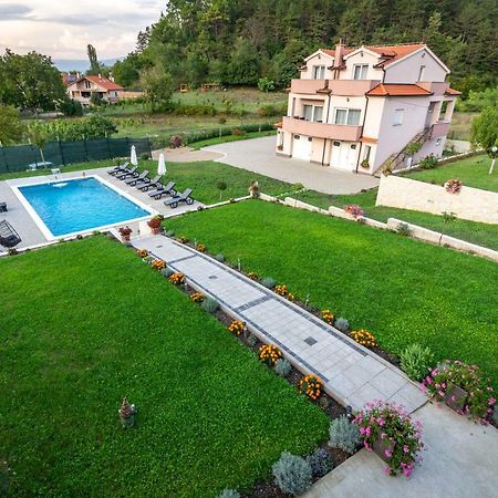 Green Paradise Estate 特里尔 外观 照片